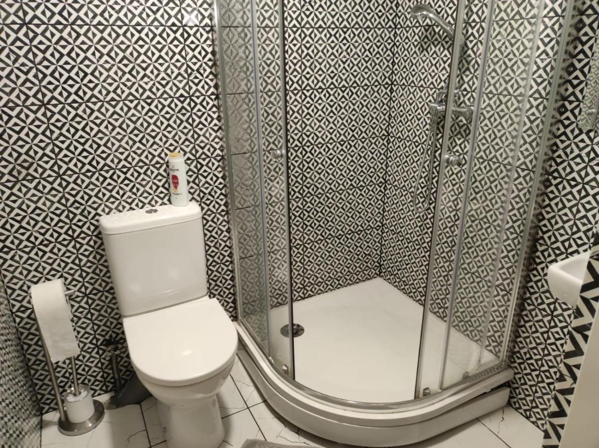 Rabbit Hotel Raiskums Zewnętrze zdjęcie
