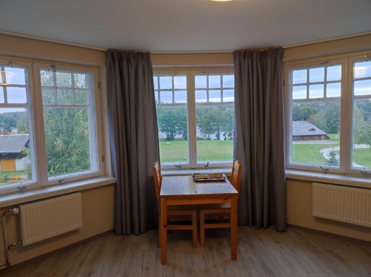 Rabbit Hotel Raiskums Zewnętrze zdjęcie
