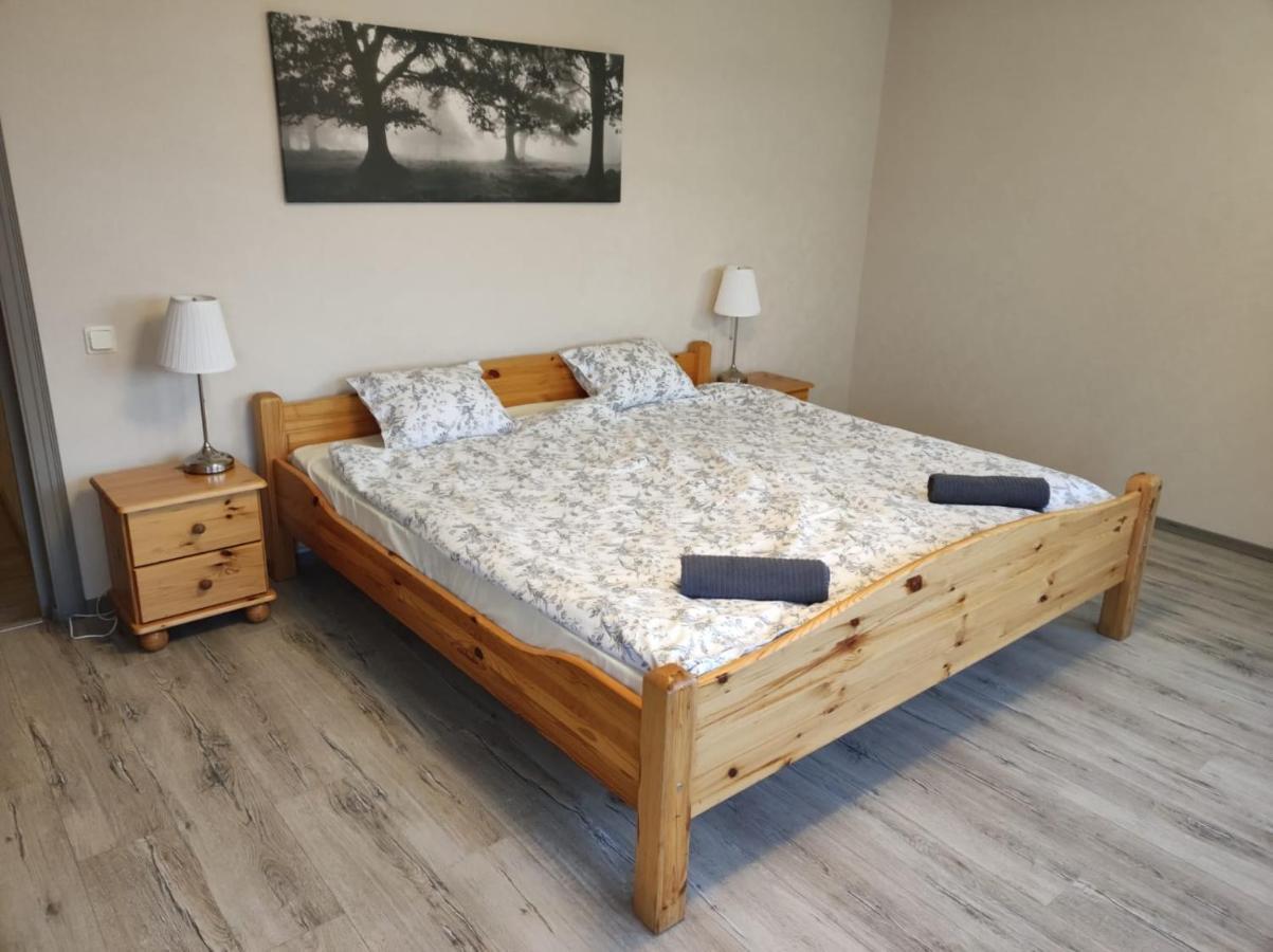 Rabbit Hotel Raiskums Zewnętrze zdjęcie