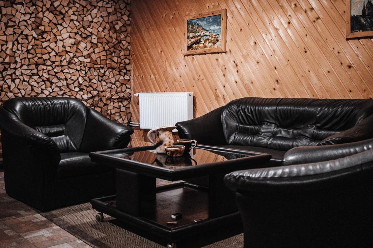 Rabbit Hotel Raiskums Zewnętrze zdjęcie