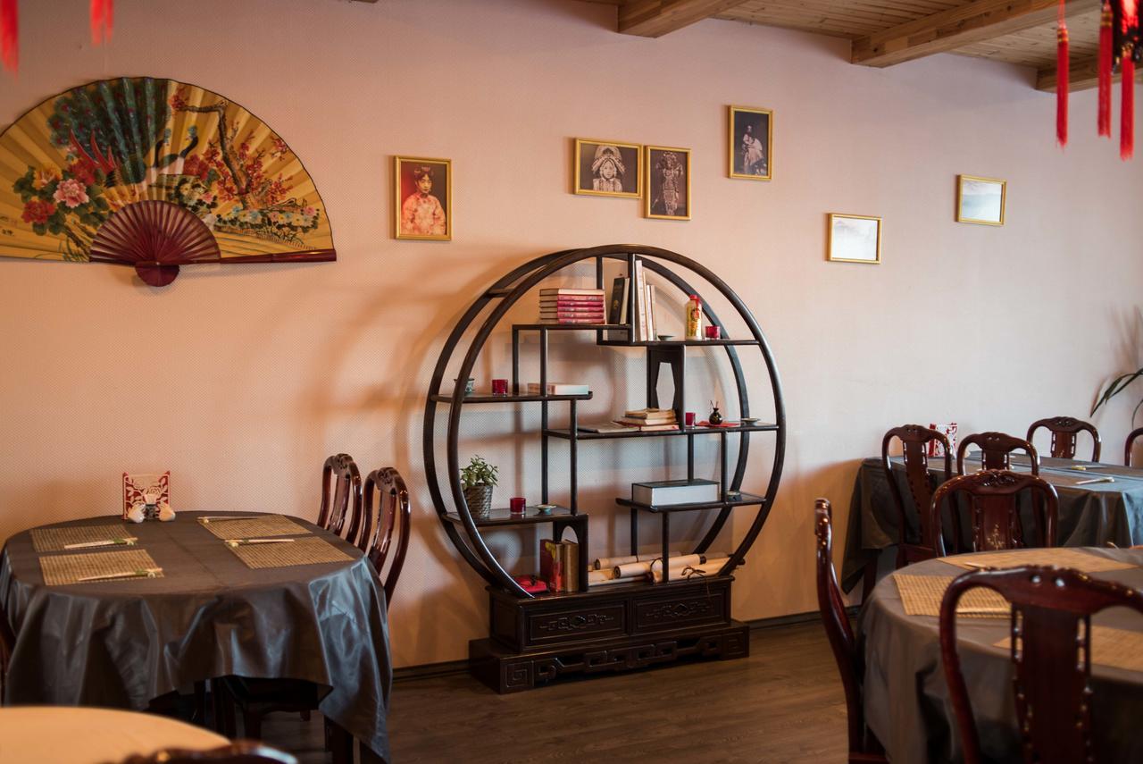 Rabbit Hotel Raiskums Zewnętrze zdjęcie